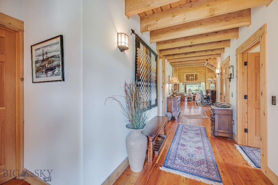 1843 Main Boulder Road Property Photo 6