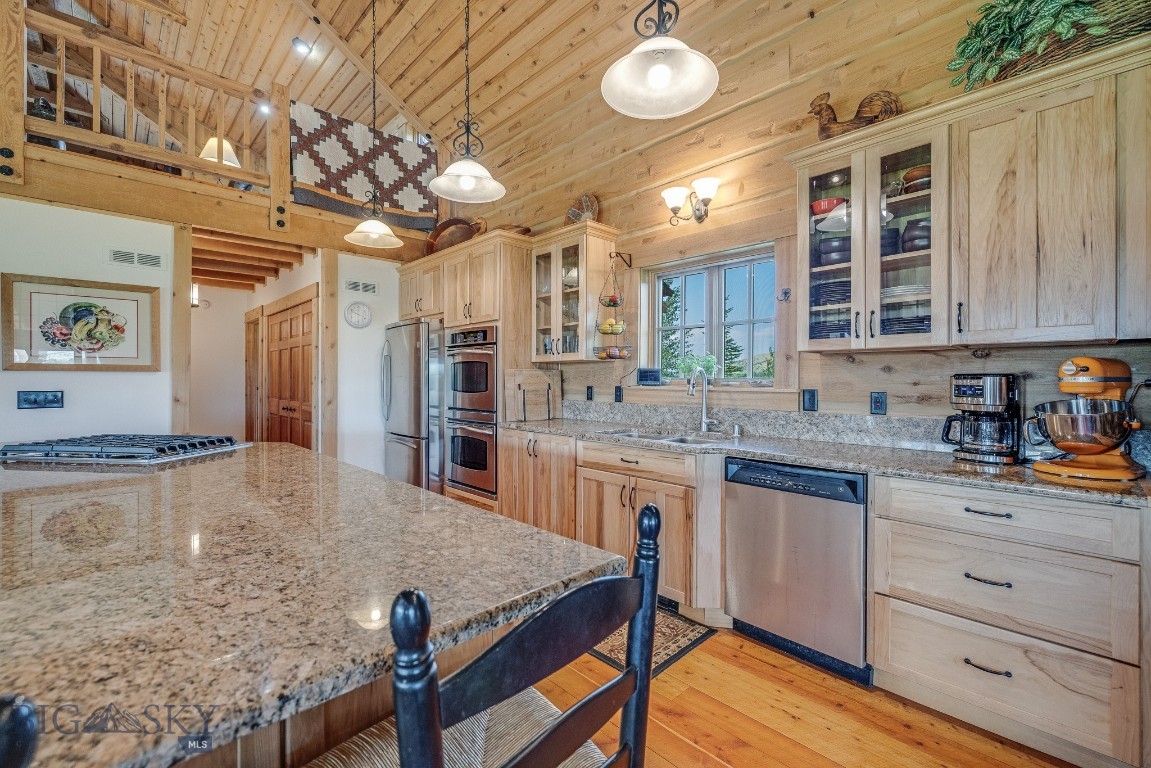 1843 Main Boulder Road Property Photo 10