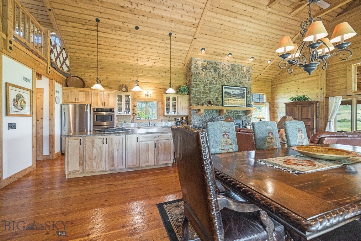 1843 Main Boulder Road Property Photo 13