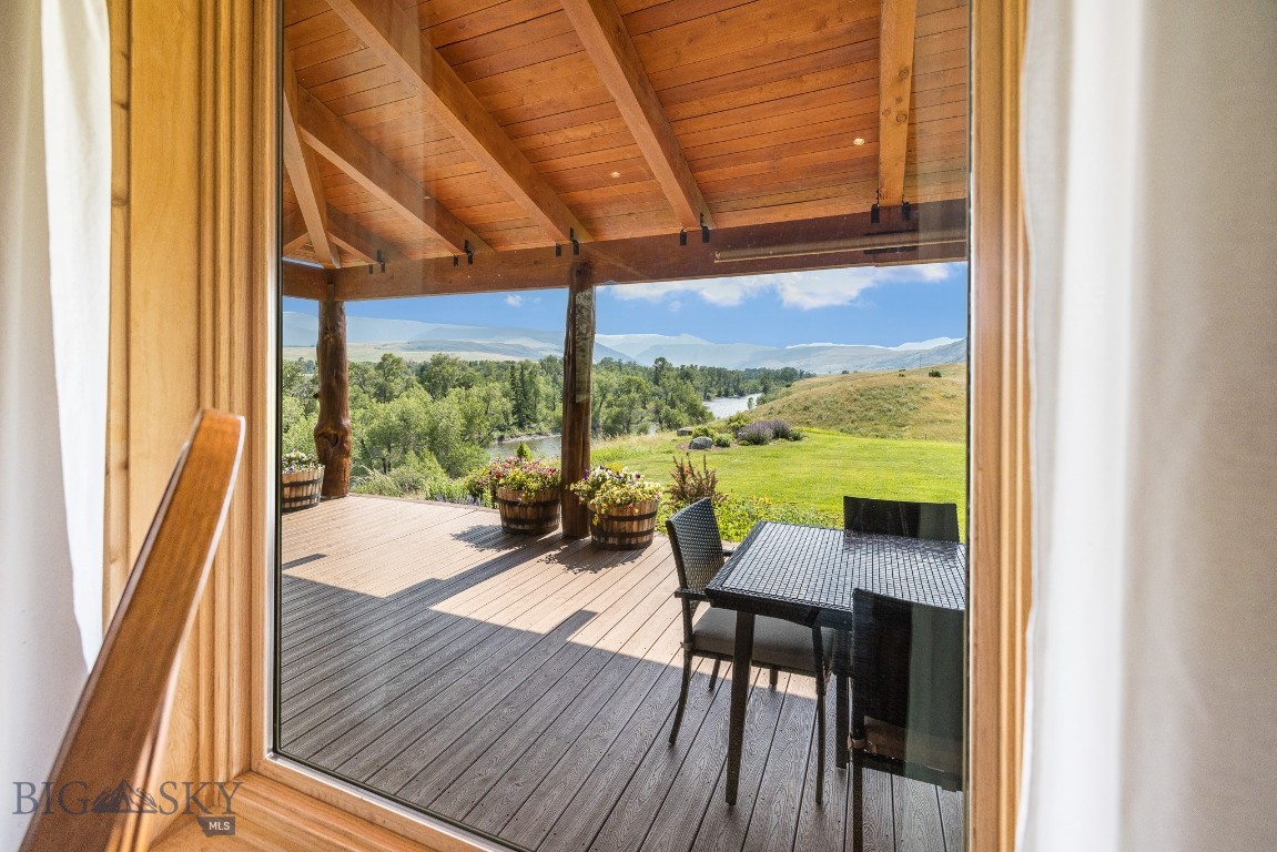 1843 Main Boulder Road Property Photo 35