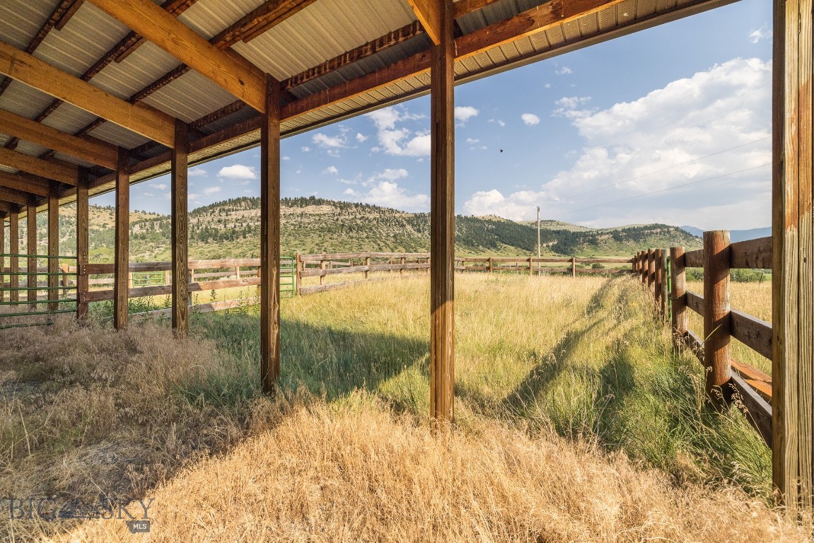1843 Main Boulder Road Property Photo 63