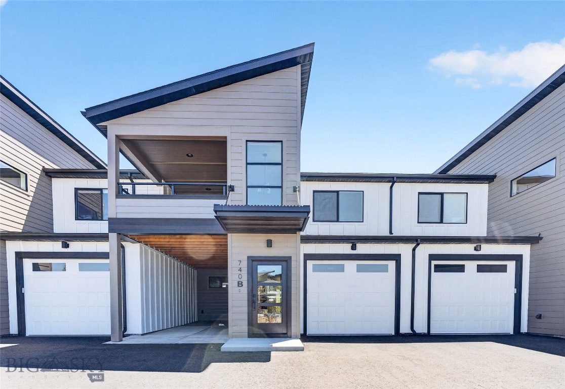 740 Rogers Way B Property Photo 1