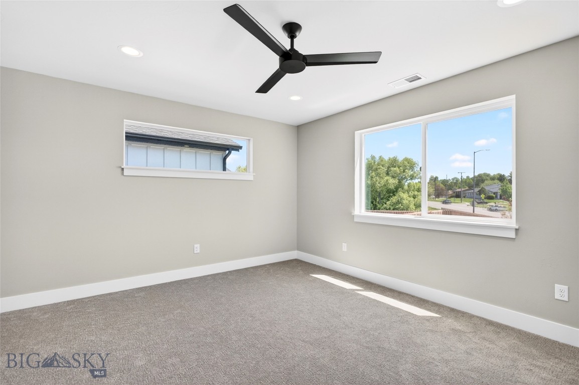 740 Rogers Way B Property Photo 18