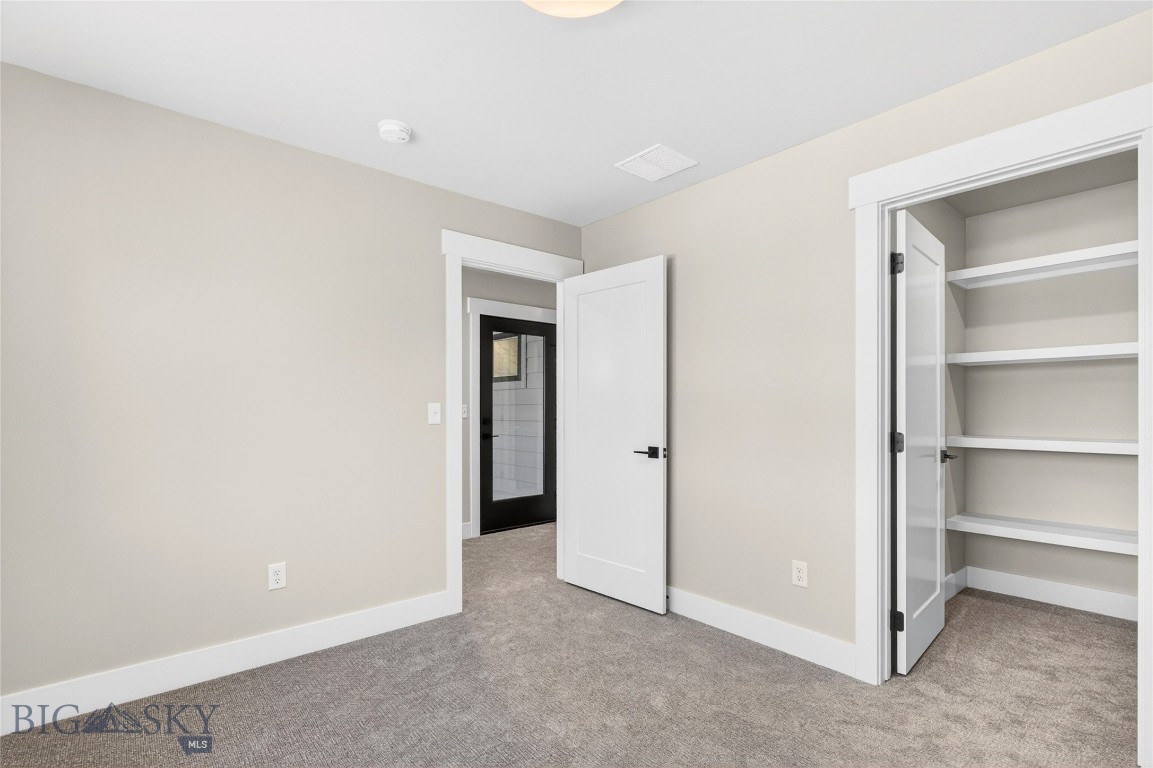 740 Rogers Way B Property Photo 28