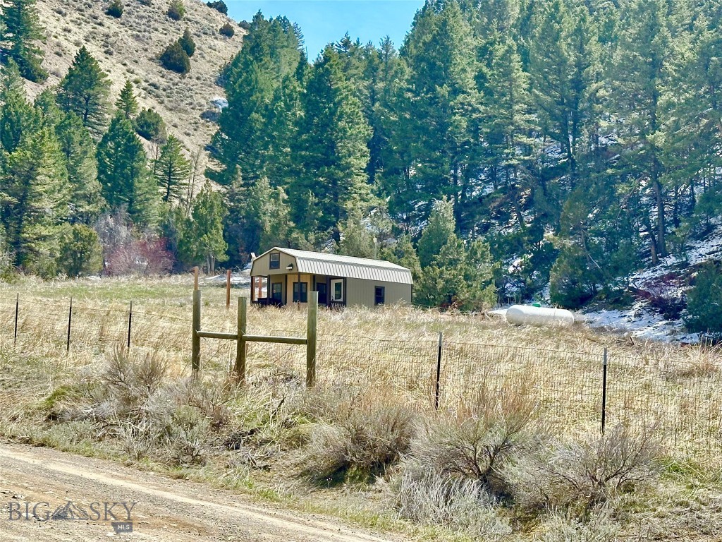18600 Pole Gulch Property Photo