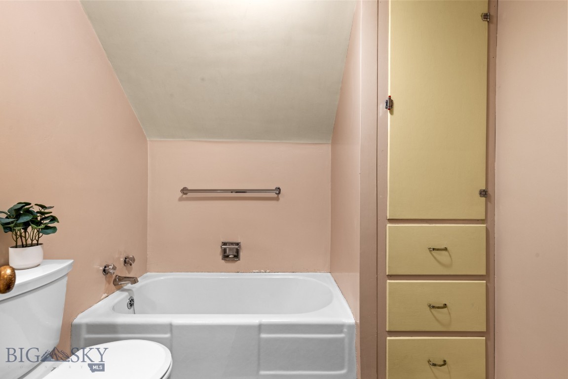215 S 10th Street Property Photo 54