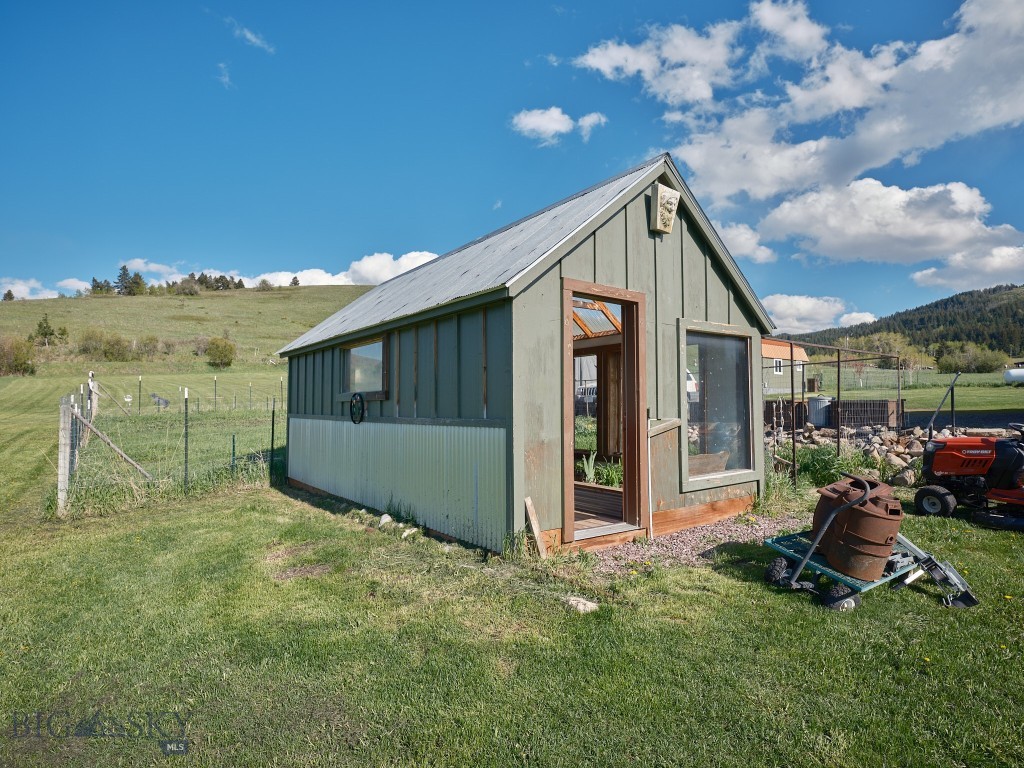 2178 Little Bear Road Property Photo 22