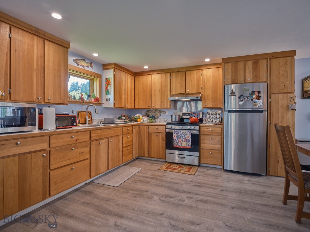 2178 Little Bear Road Property Photo 32