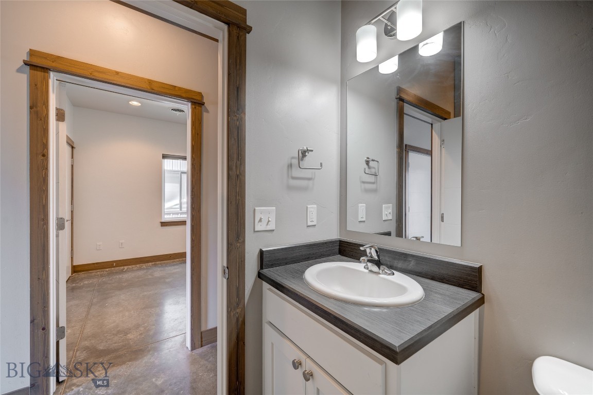 33 Intrepid Drive Property Photo 12