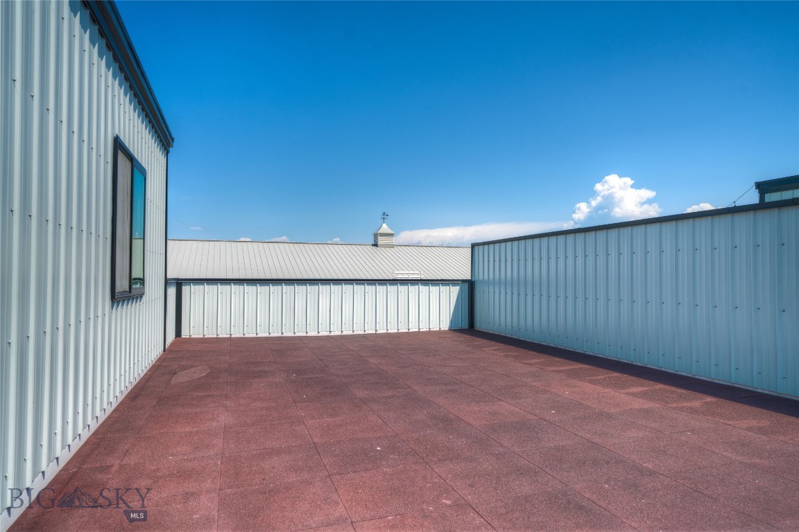 33 Intrepid Drive Property Photo 34