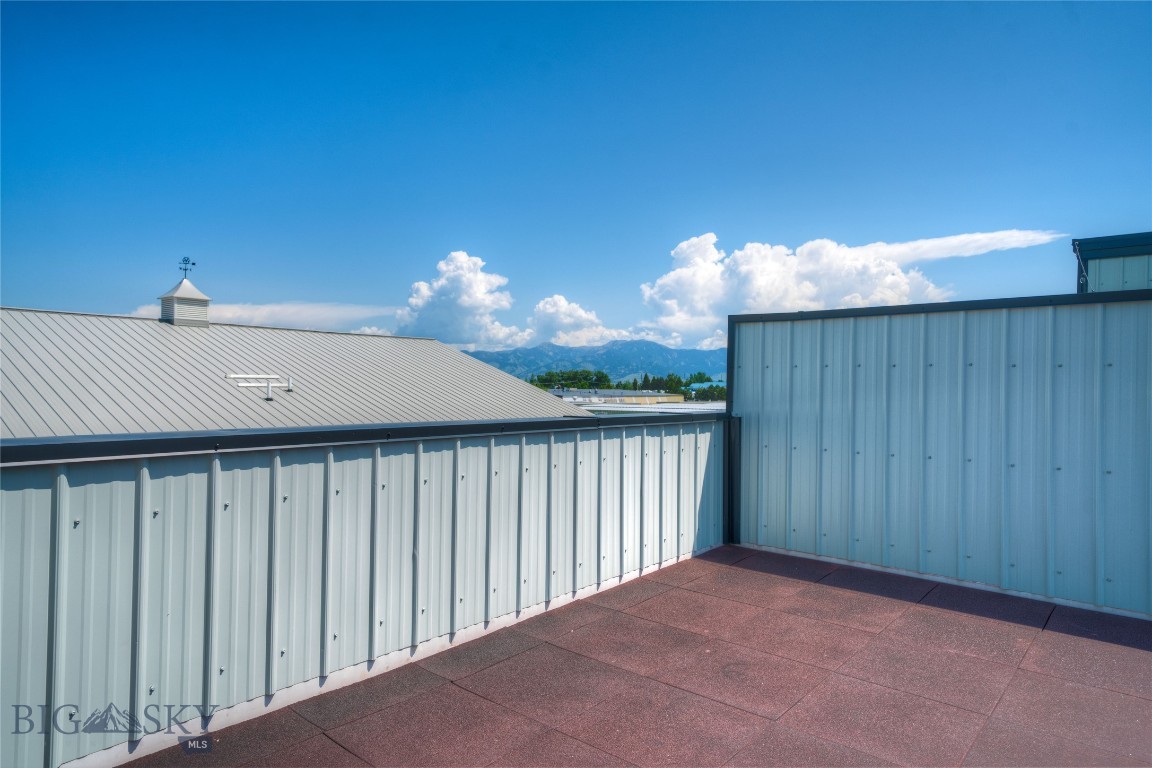 33 Intrepid Drive Property Photo 35