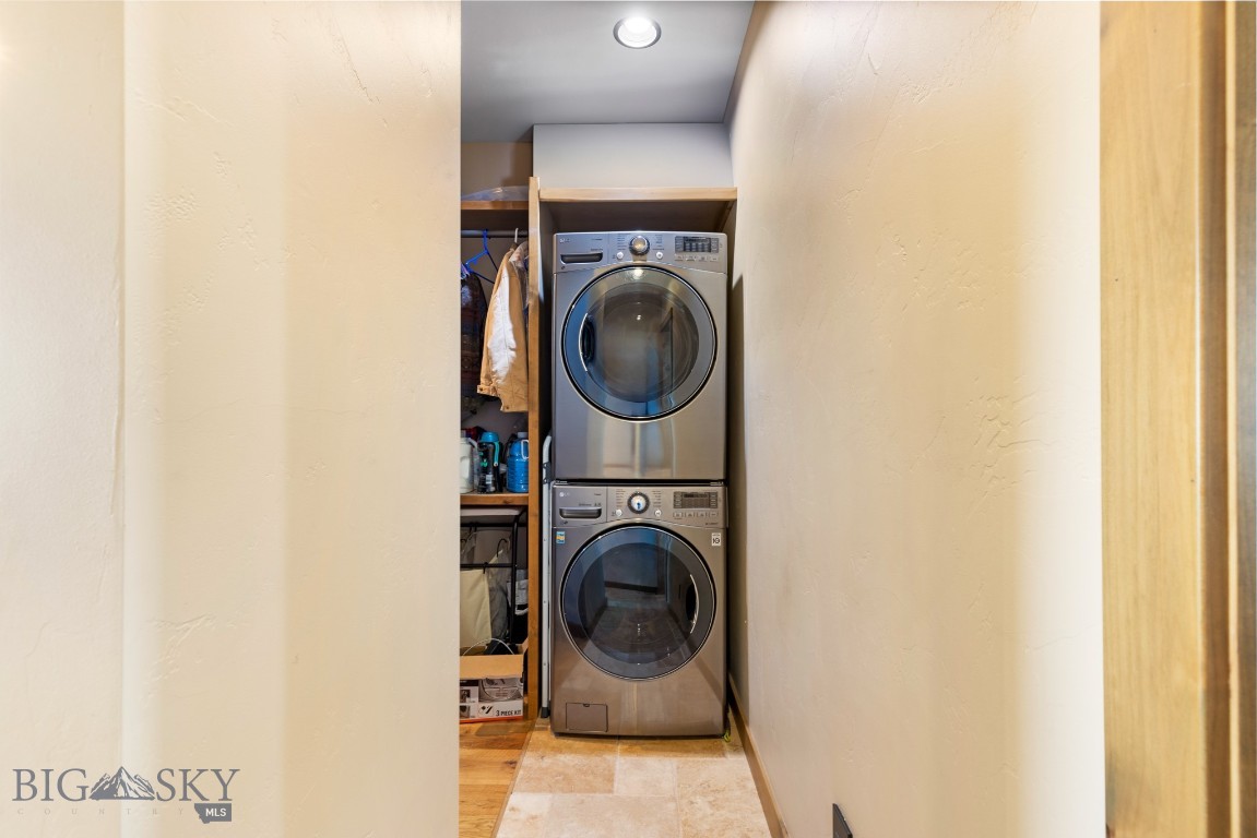 715 Bates Road Property Photo 21