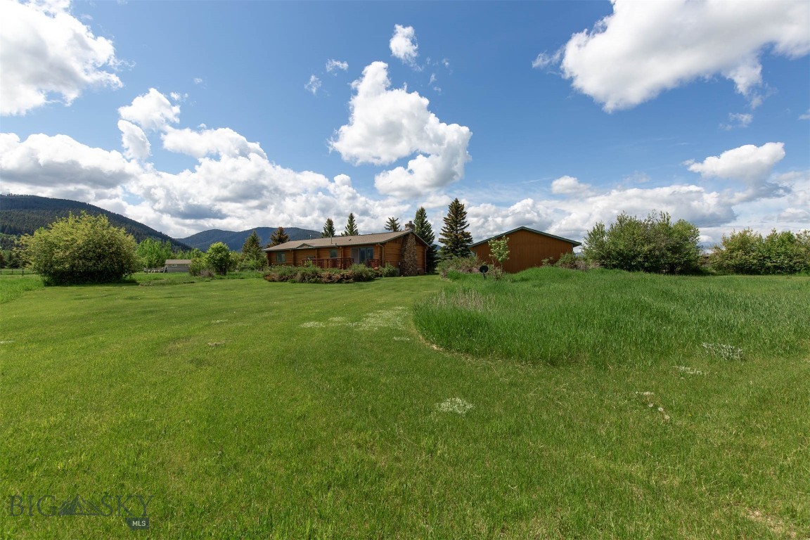 8212 War Eagle Property Photo 5