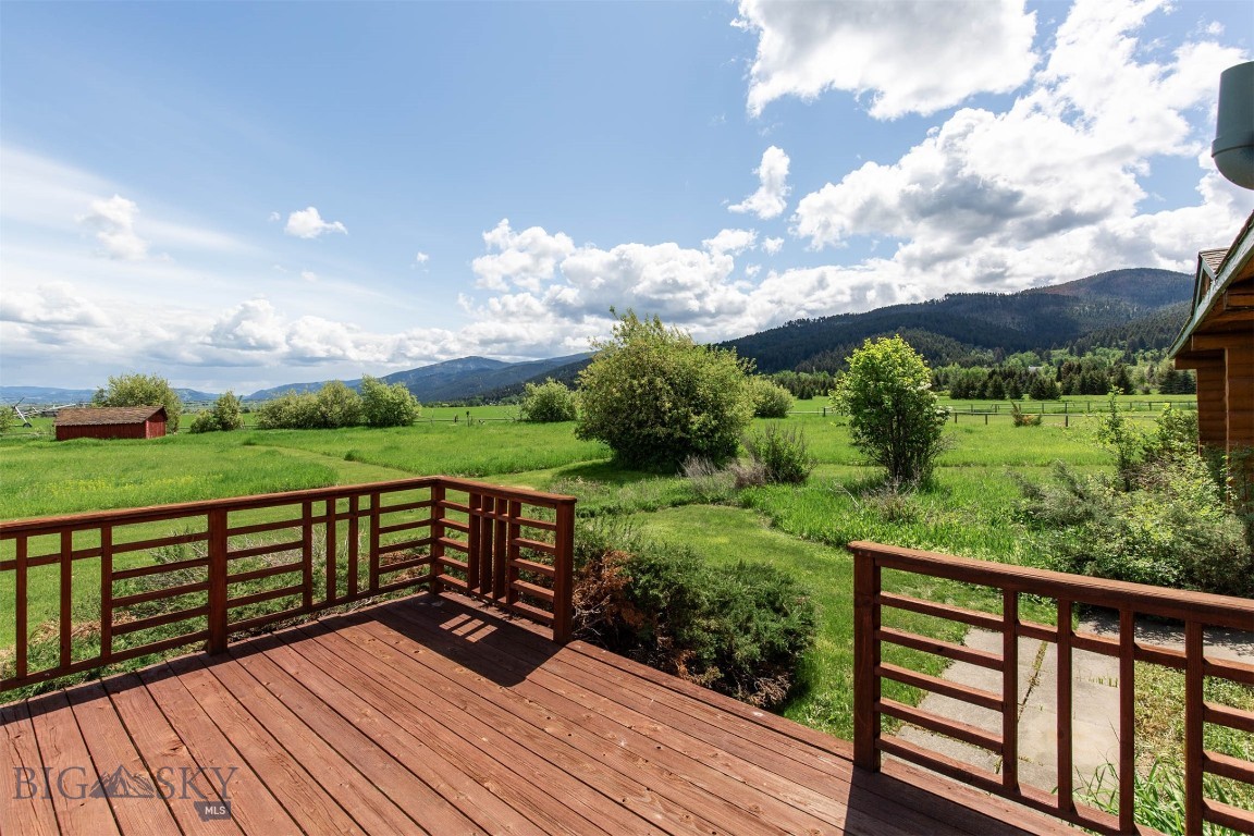 8212 War Eagle Property Photo 15