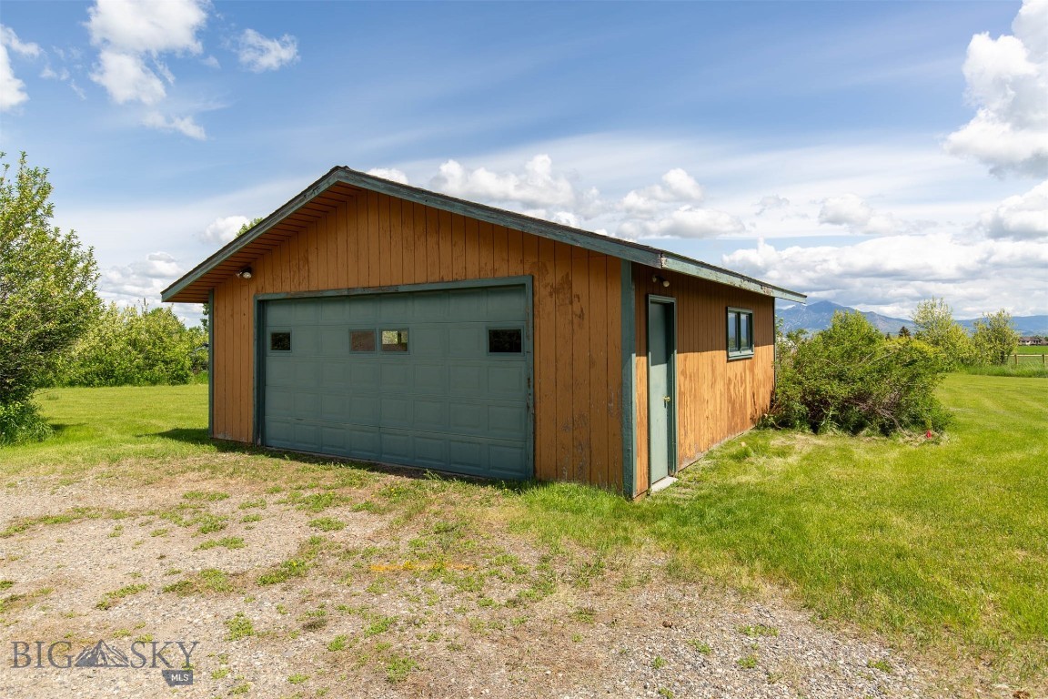 8212 War Eagle Property Photo 17