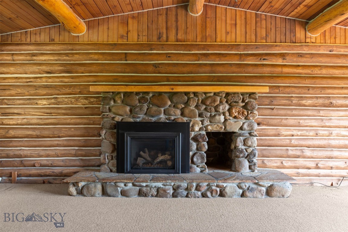 8212 War Eagle Property Photo 25