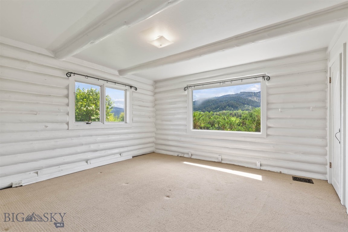 8212 War Eagle Property Photo 37