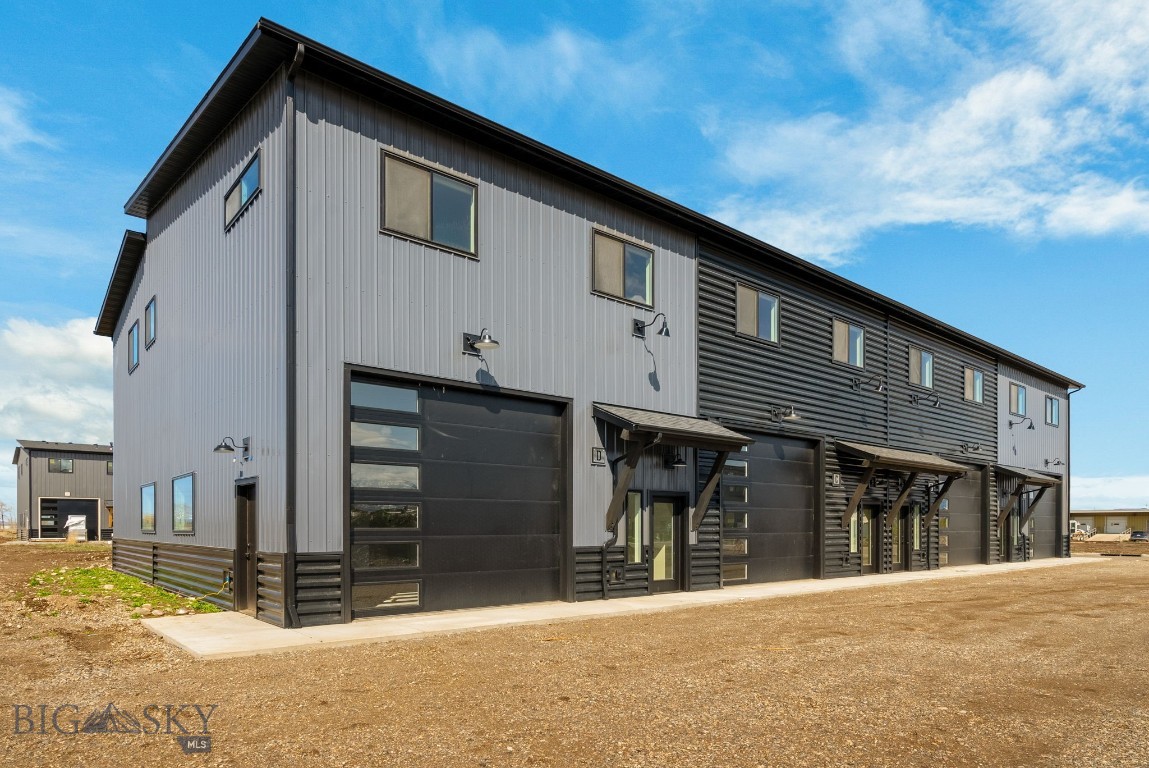 211 Fletching Unit B Property Photo 1