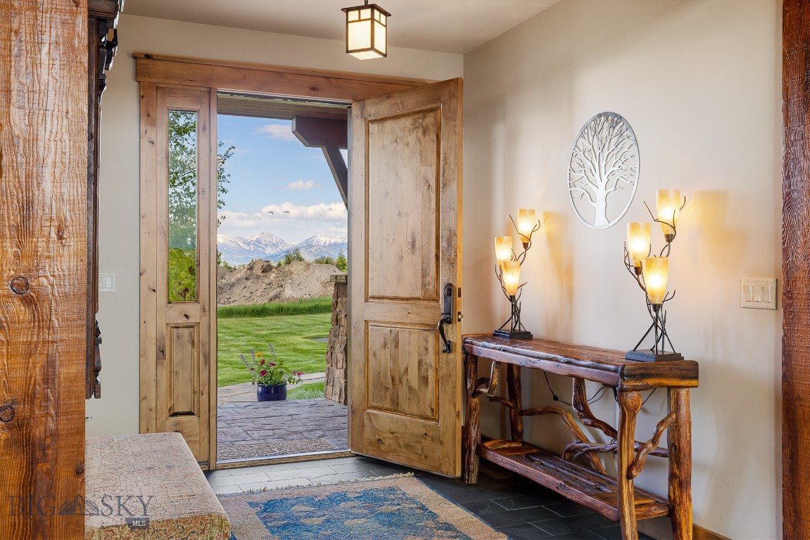 171 Brave Heart Loop Property Photo 6