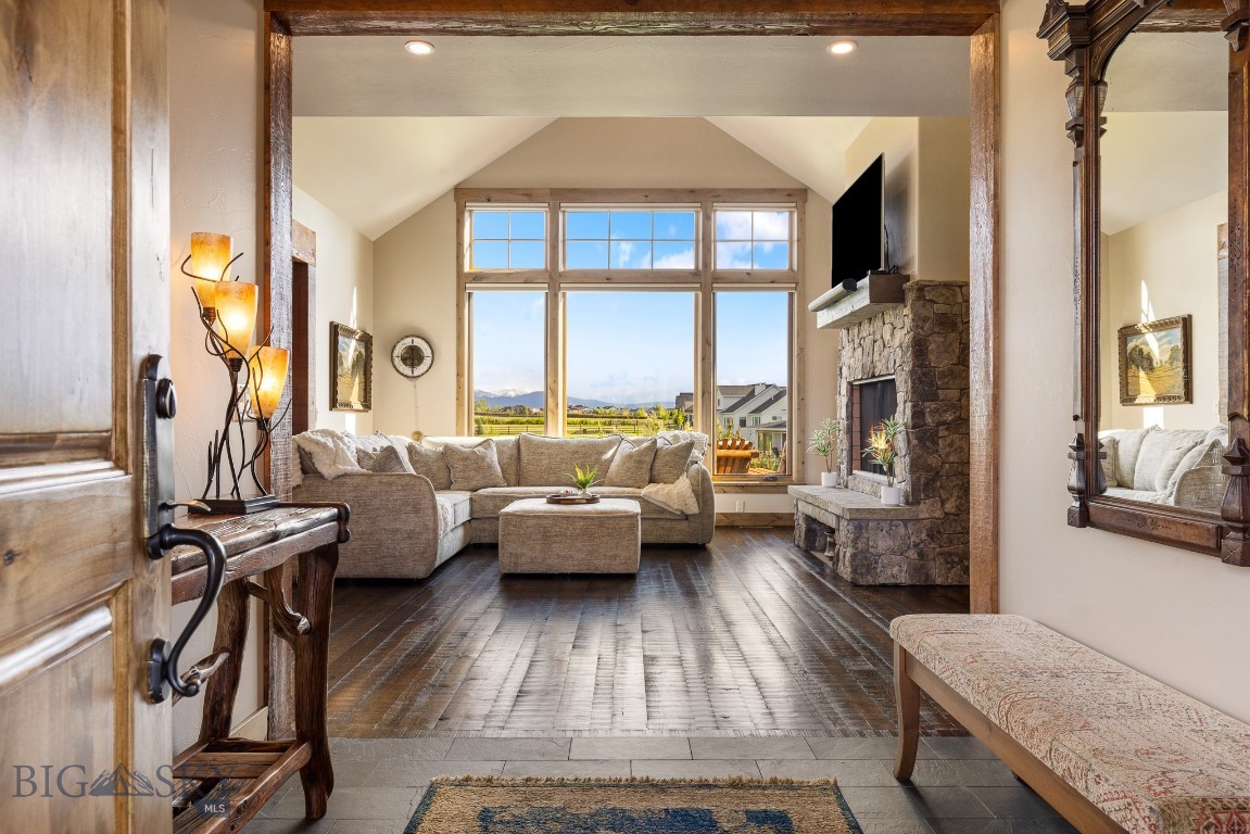 171 Brave Heart Loop Property Photo 7