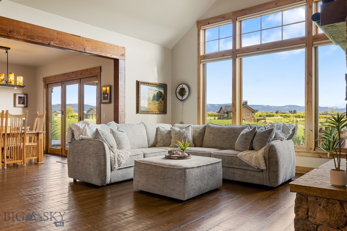 171 Brave Heart Loop Property Photo 10