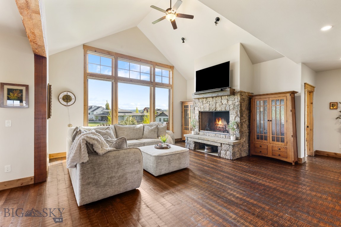 171 Brave Heart Loop Property Photo 12