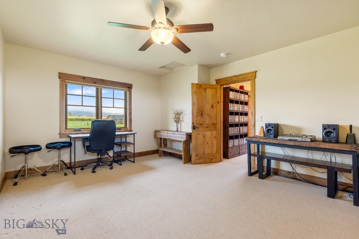 171 Brave Heart Loop Property Photo 70