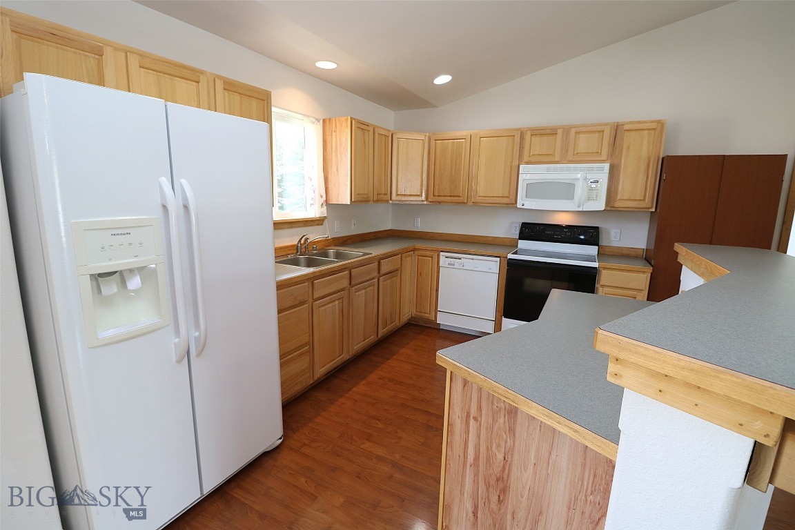 506 Centennial Drive Property Photo 9