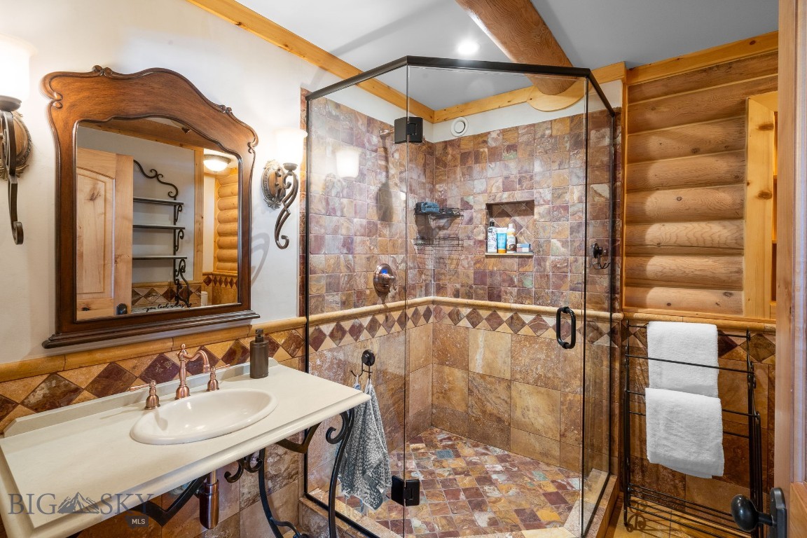 2380 Butch Cassidy Drive Property Photo 34