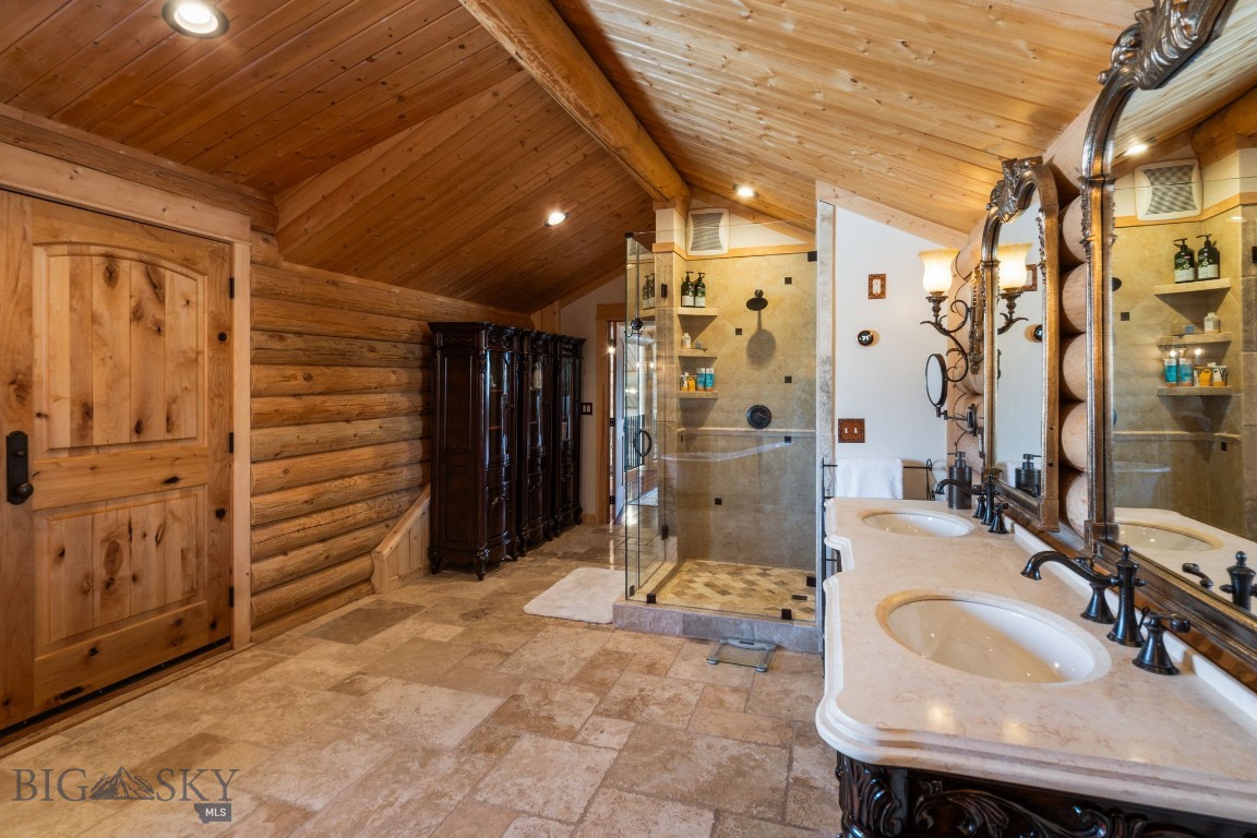 2380 Butch Cassidy Drive Property Photo 55