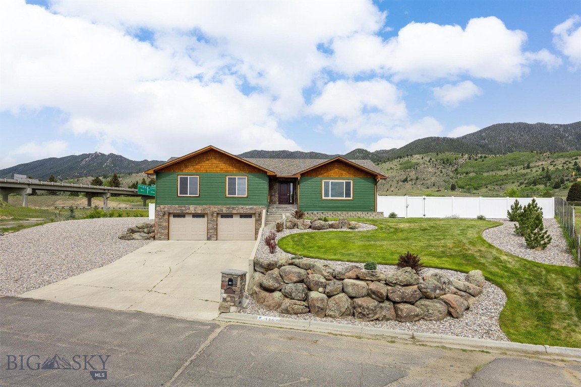 116 Windameer Court Property Photo 1