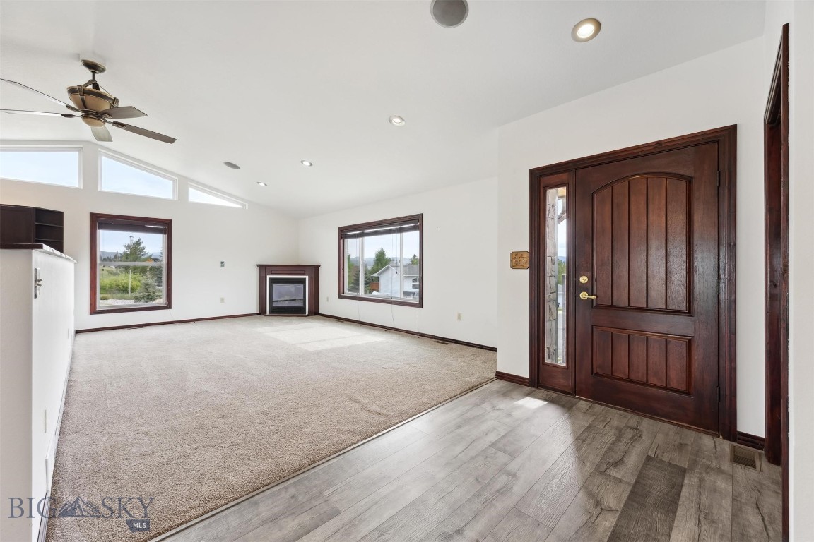 116 Windameer Court Property Photo 12