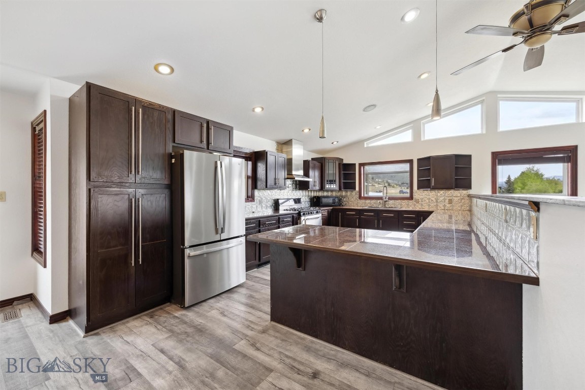 116 Windameer Court Property Photo 22
