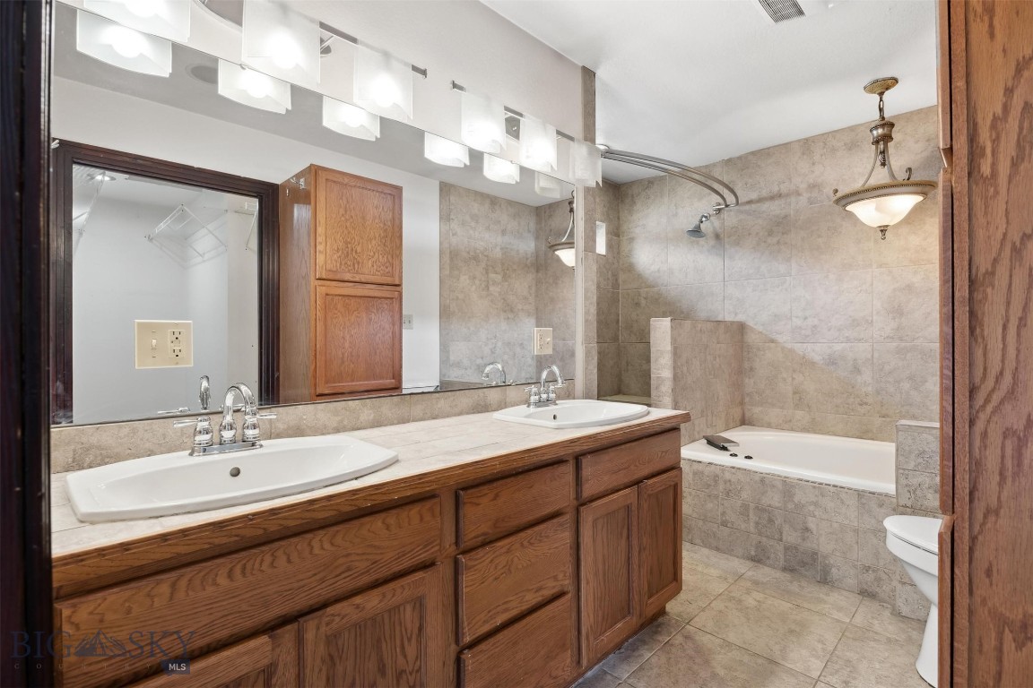 116 Windameer Court Property Photo 27