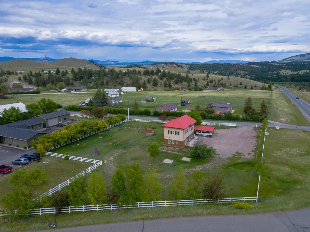 3 Microwave Hill Road Property Photo 3