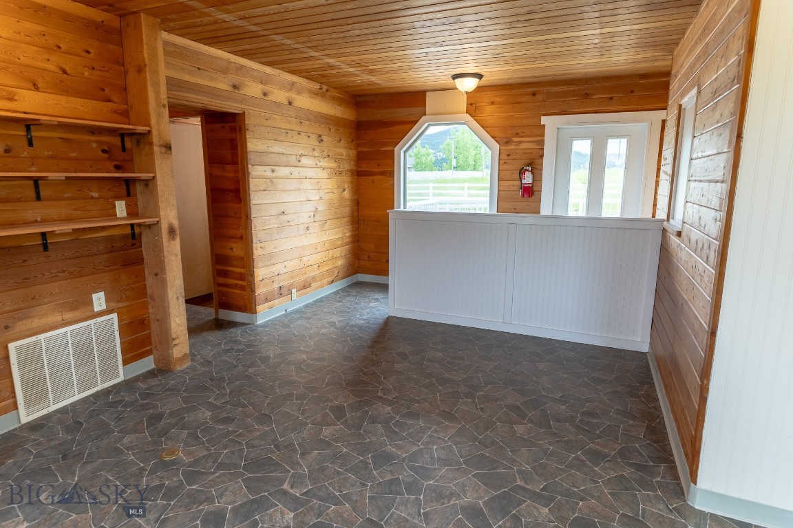 3 Microwave Hill Road Property Photo 10