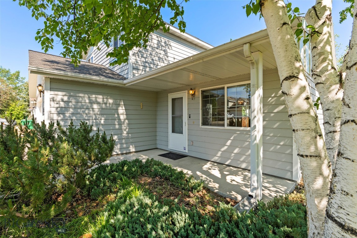 2603 Snapdragon Property Photo 3