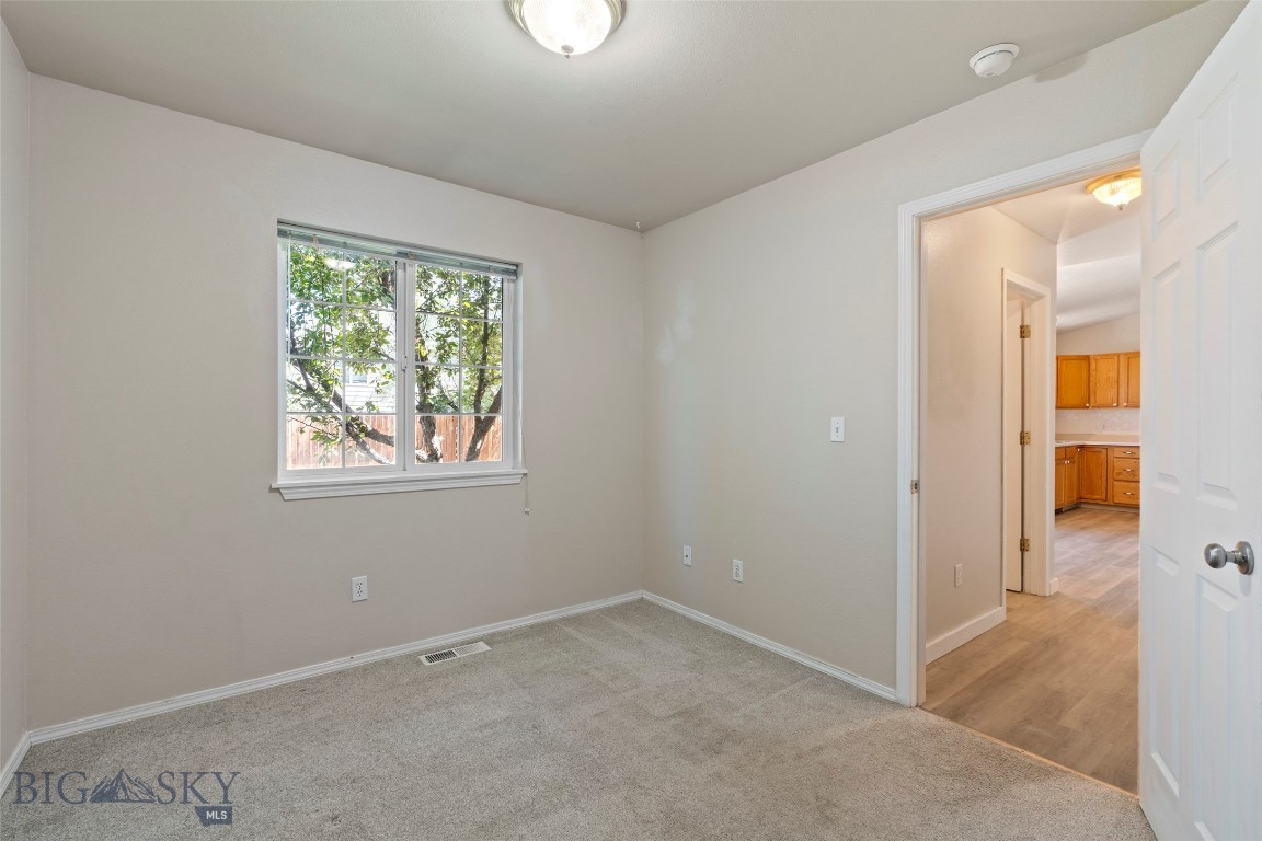 2603 Snapdragon Property Photo 26