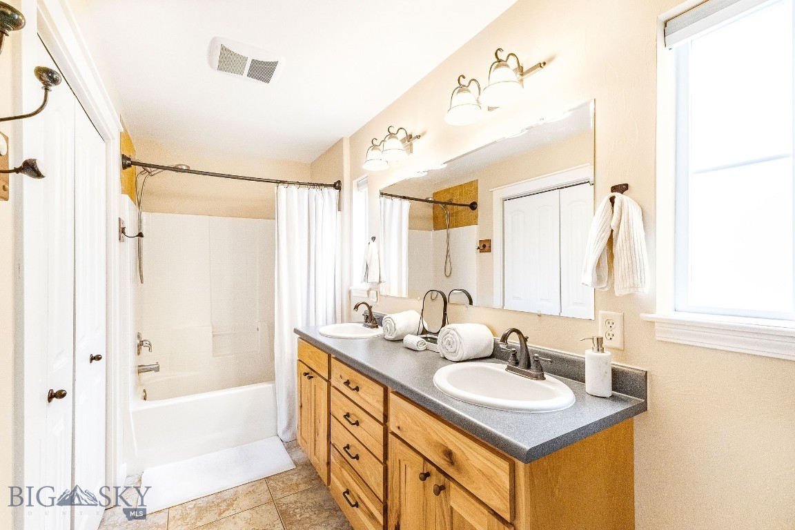 4619 Cascade Street Property Photo 25
