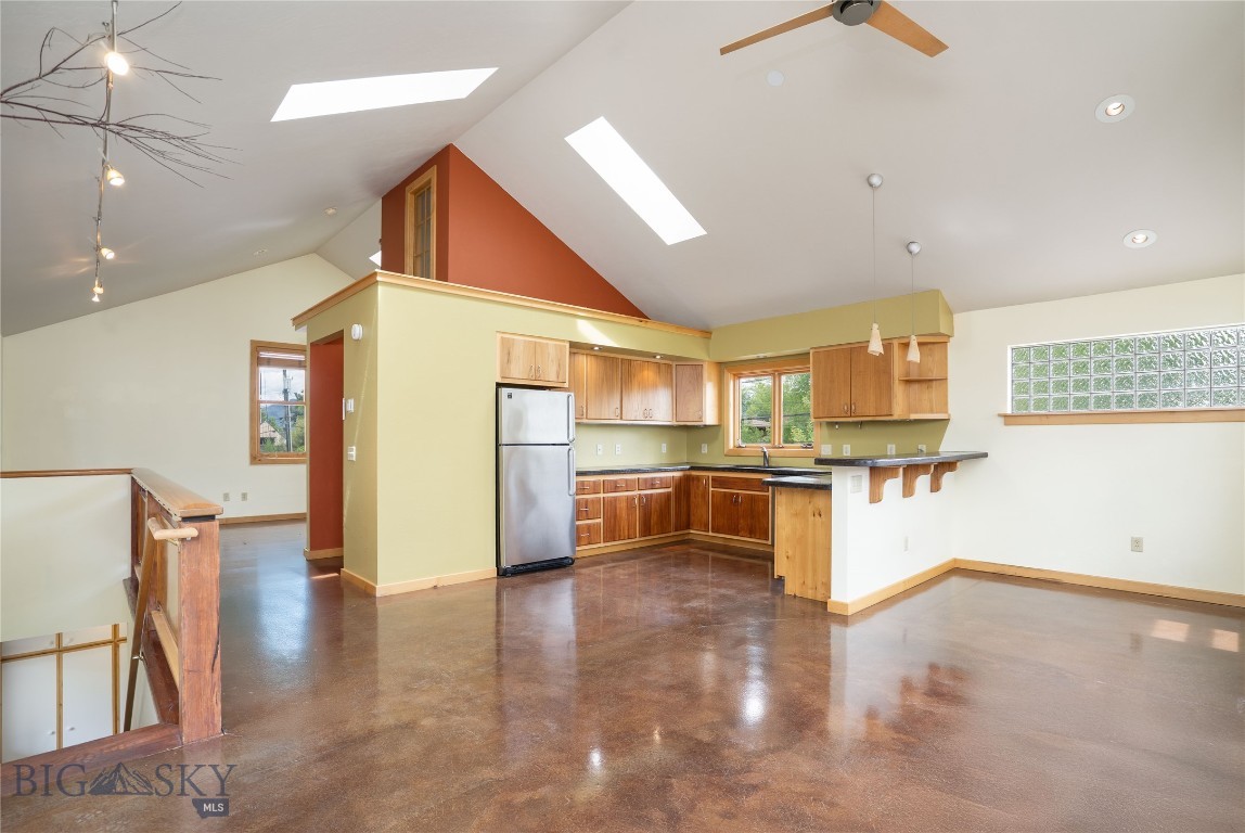 316 N Tracy Avenue Property Photo 47