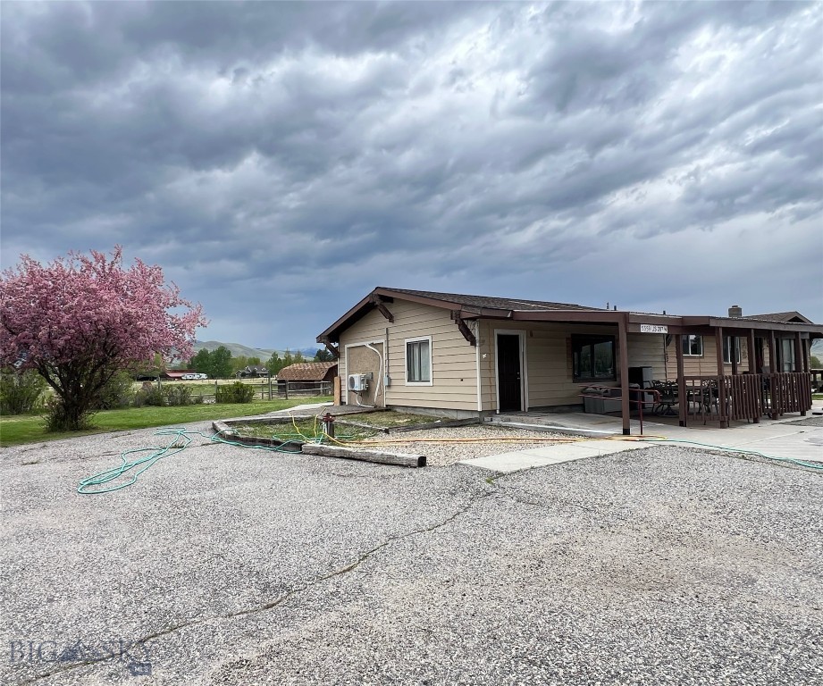 5559 287 N Hwy 287 Highway Property Photo 6