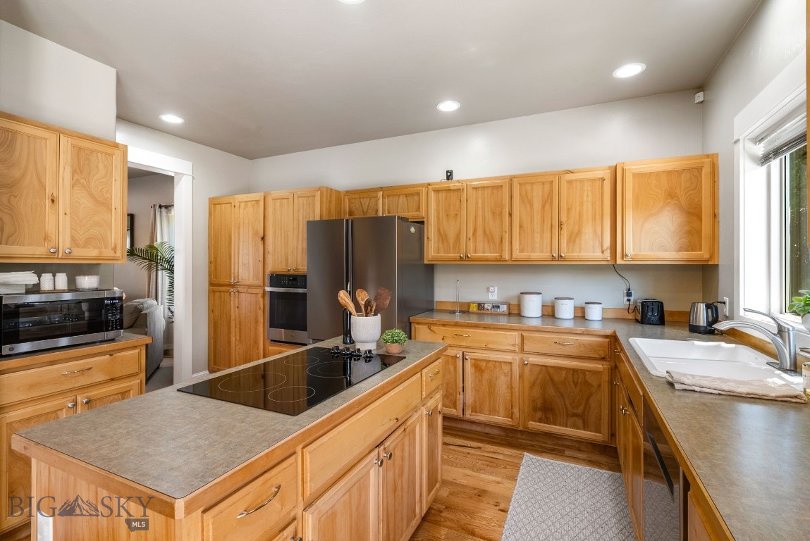 126 Pathfinder Trail Property Photo 4