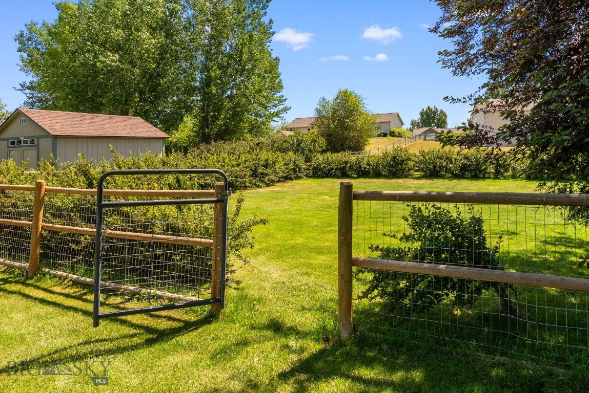 126 Pathfinder Trail Property Photo 52