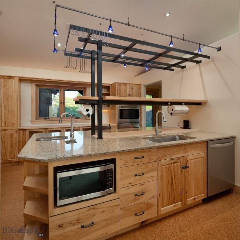 2355 Sawmill Road Property Photo 15