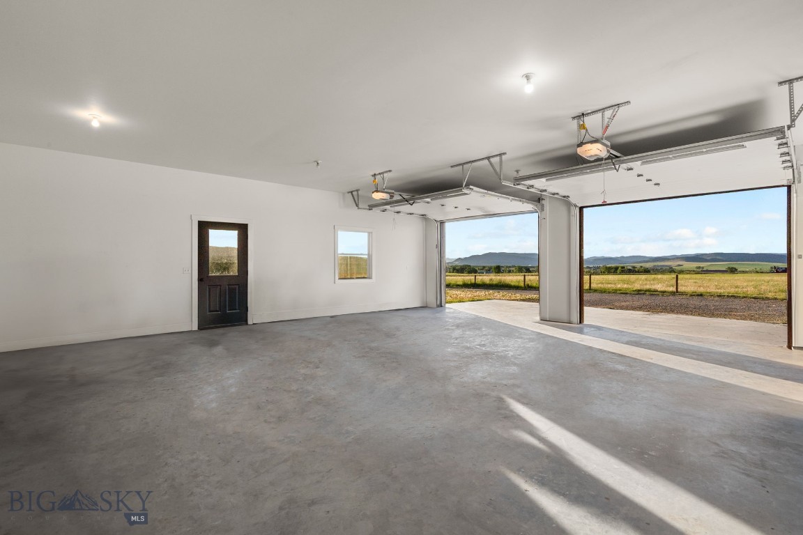 64 Duke Drive Property Photo 23