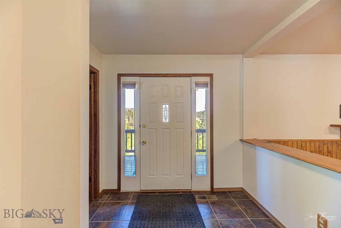 854 State Highway 282 Property Photo 4