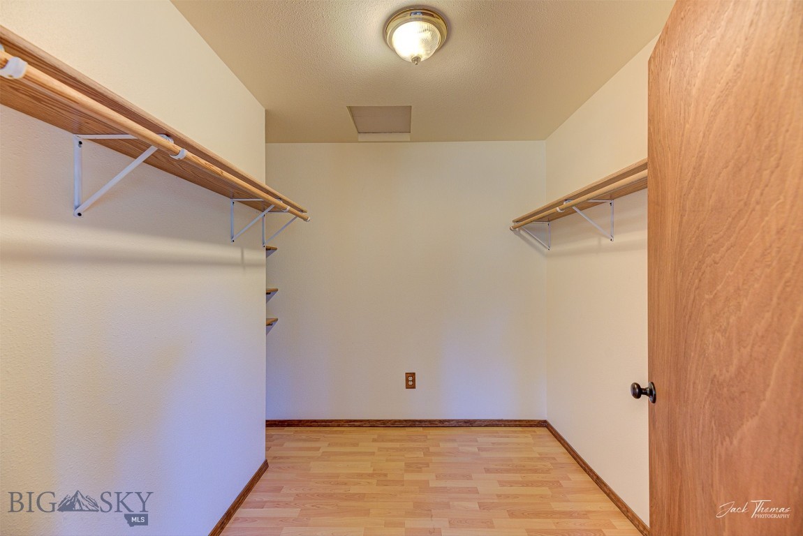 854 State Highway 282 Property Photo 29