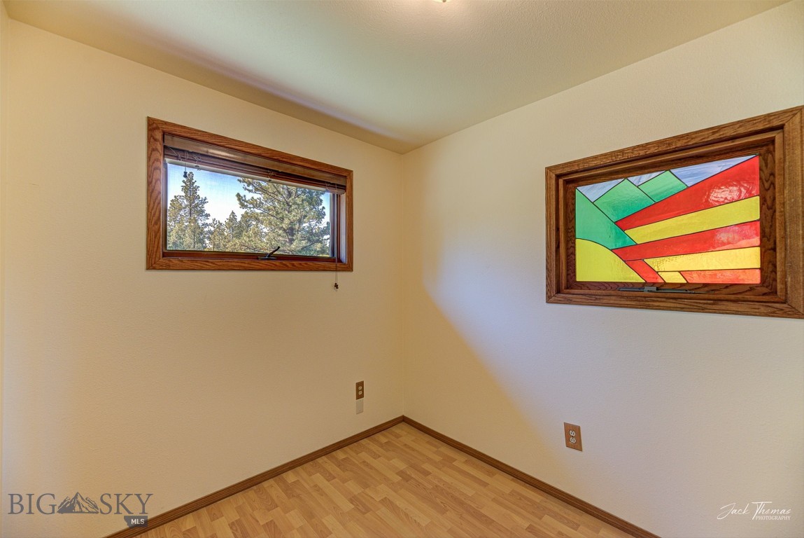 854 State Highway 282 Property Photo 30