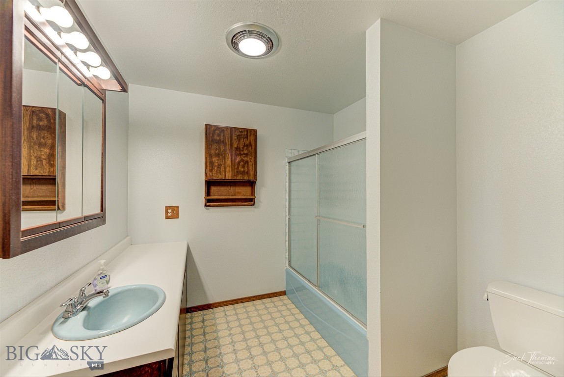 854 State Highway 282 Property Photo 34