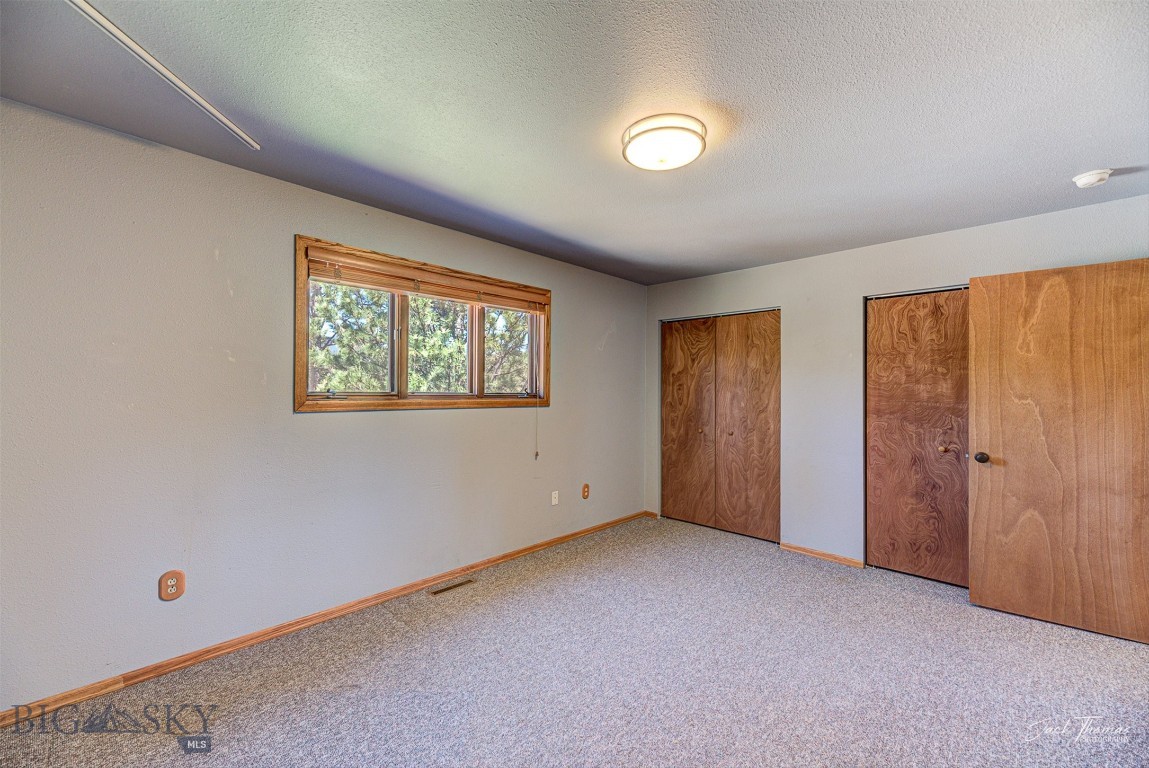 854 State Highway 282 Property Photo 36